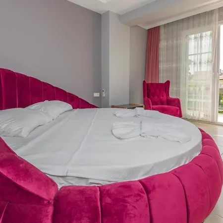 Βίλα Blue - 4 Bedroom In Hisaroenue