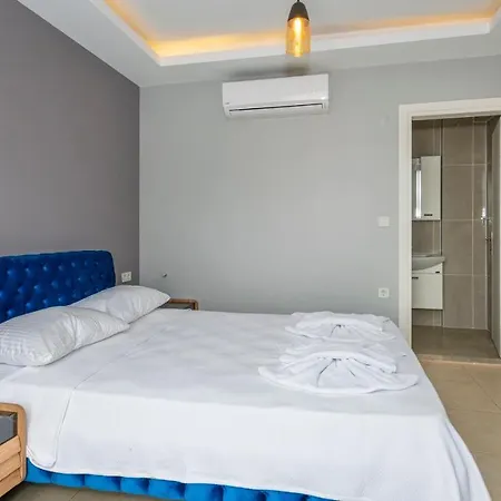 Blue - 4 Bedroom In Hisaroenue * Олудениз