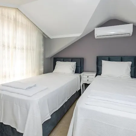 Villa Blue - 4 Bedroom In Hisaroenue Ölüdeniz