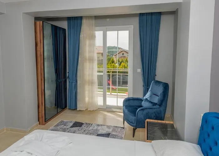 וילה Blue - 4 Bedroom In Hisaroenue אולודניץ