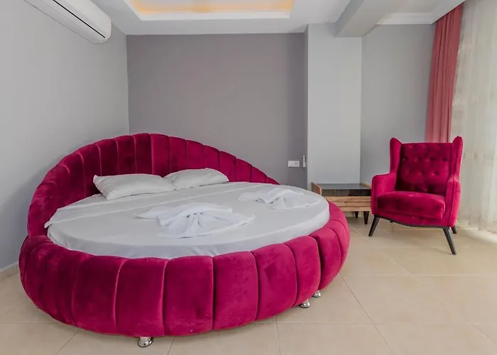 Blue - 4 Bedroom In Hisarönü